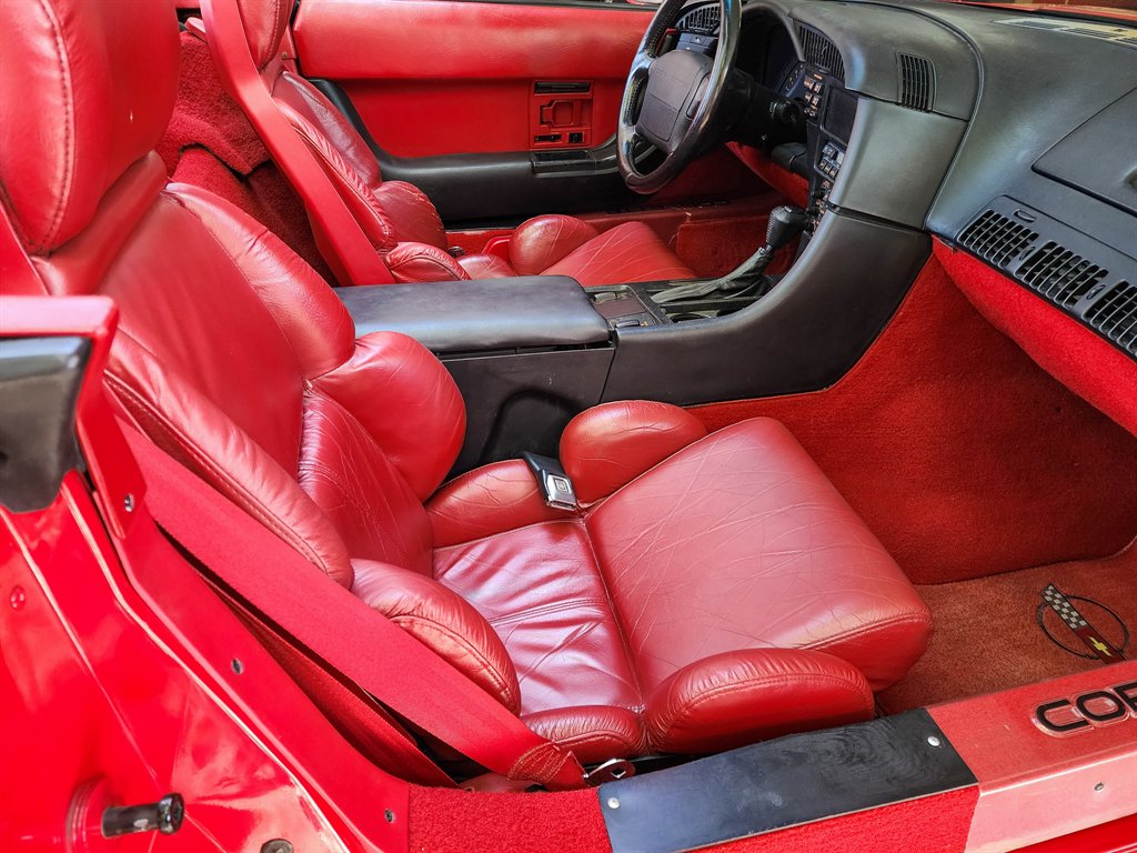 1992 Chevrolet Corvette - Photo 25