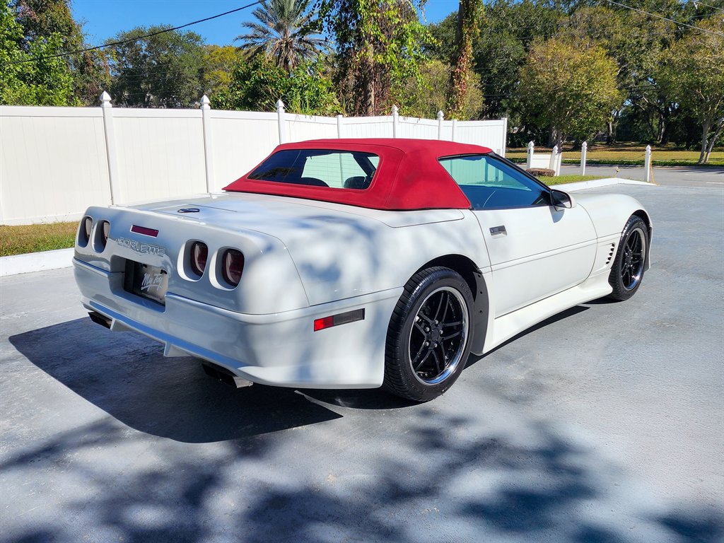 1995 Chevrolet Corvette - Photo 16