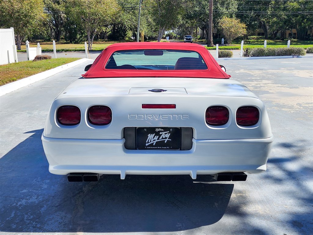 1995 Chevrolet Corvette - Photo 15