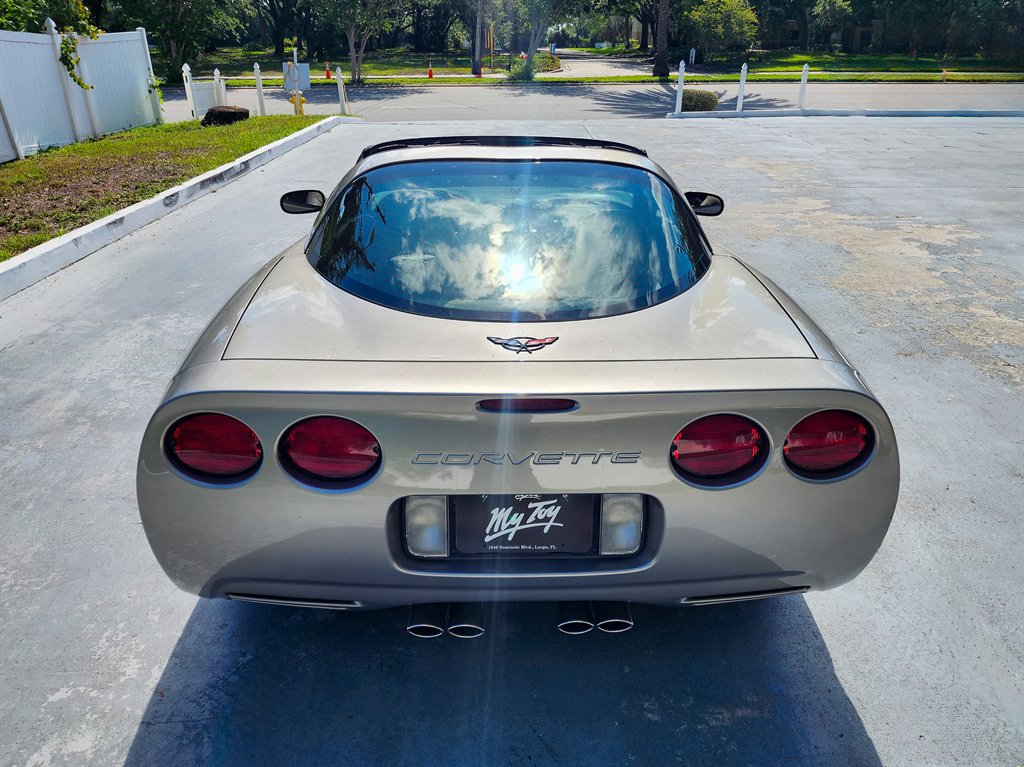 1998 Chevrolet Corvette Base - Photo 7