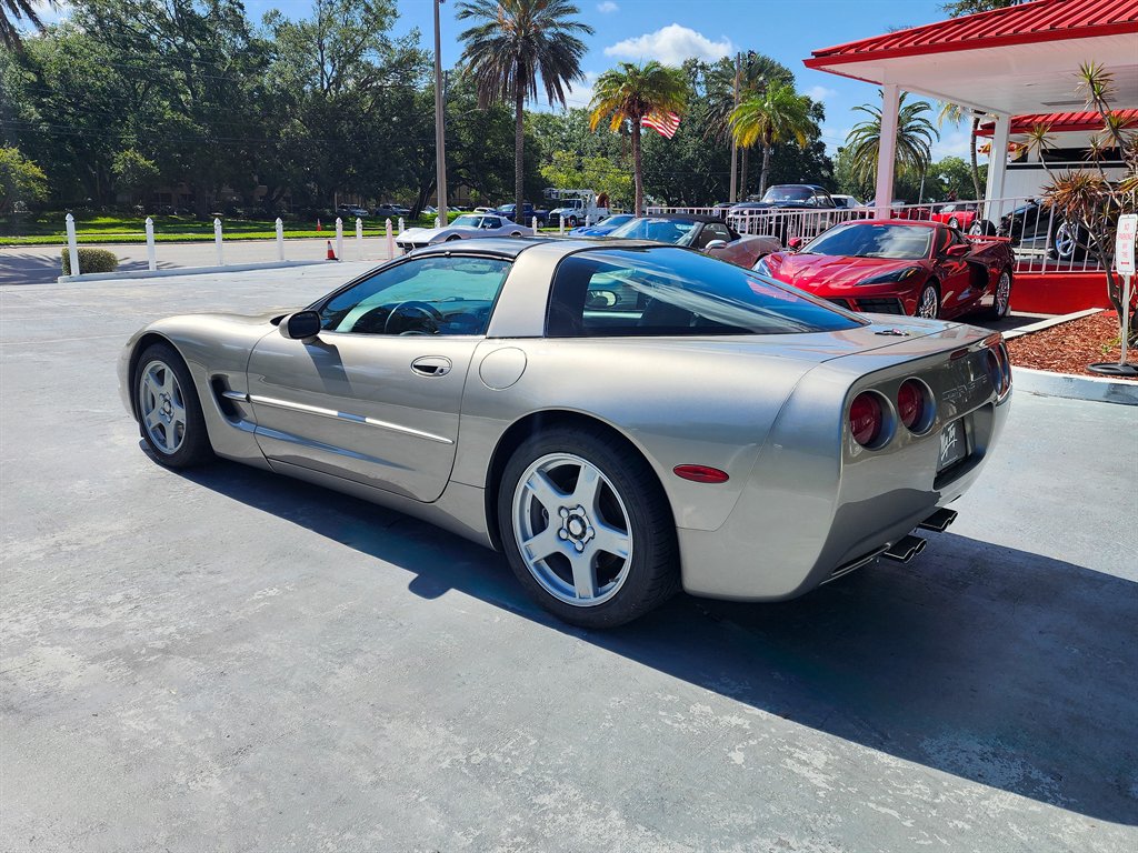 1998 Chevrolet Corvette Base - Photo 14