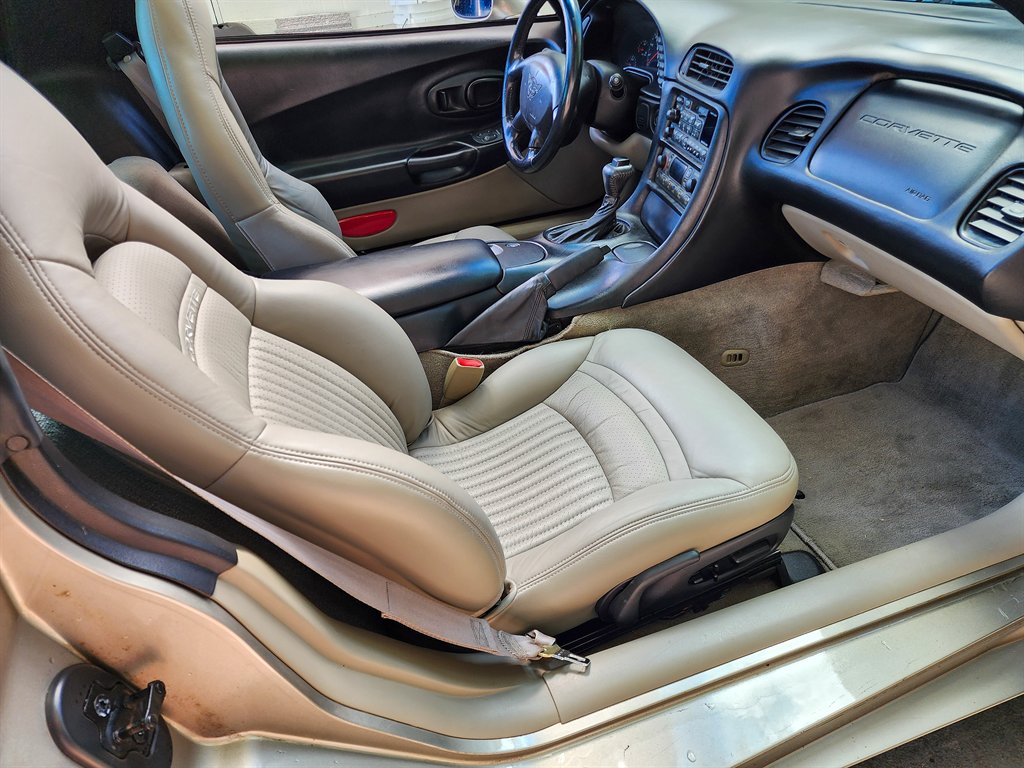 1998 Chevrolet Corvette Base - Photo 24