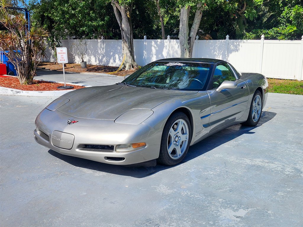 1998 Chevrolet Corvette Base - Photo 12