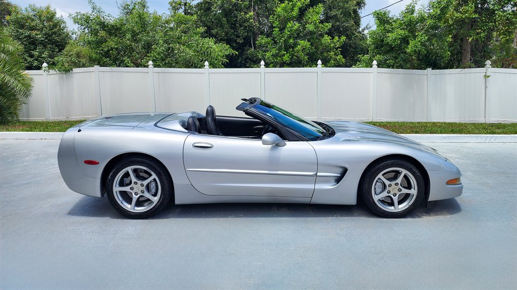 2000 Chevrolet Corvette Base - Photo 9
