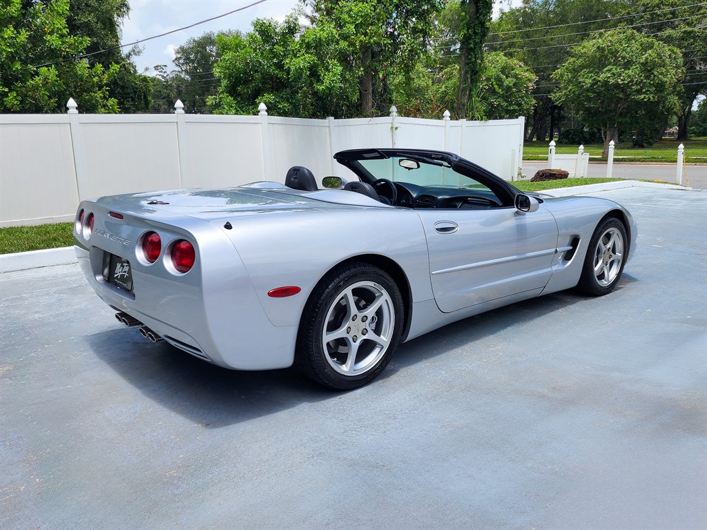 2000 Chevrolet Corvette Base - Photo 8