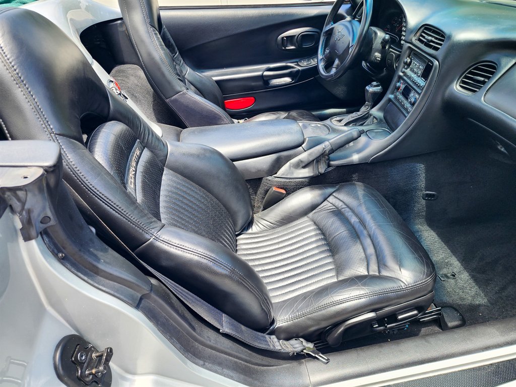 2000 Chevrolet Corvette Base - Photo 25