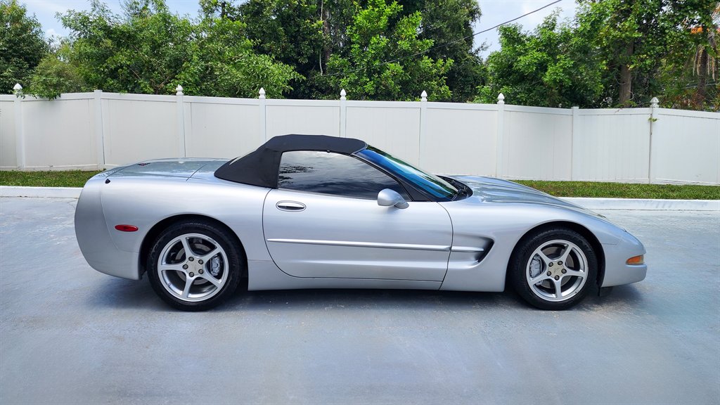 2000 Chevrolet Corvette Base - Photo 17